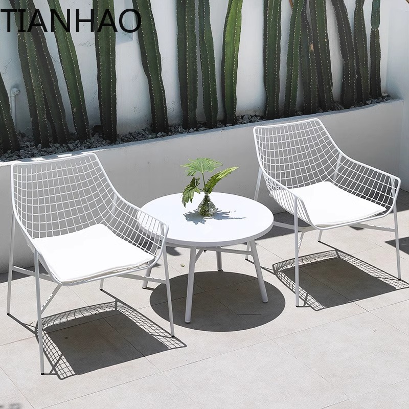 طاولة ومجموعة معدنية خارجية قس - مراجعة Gardening Tools Kit For Sale وسعره